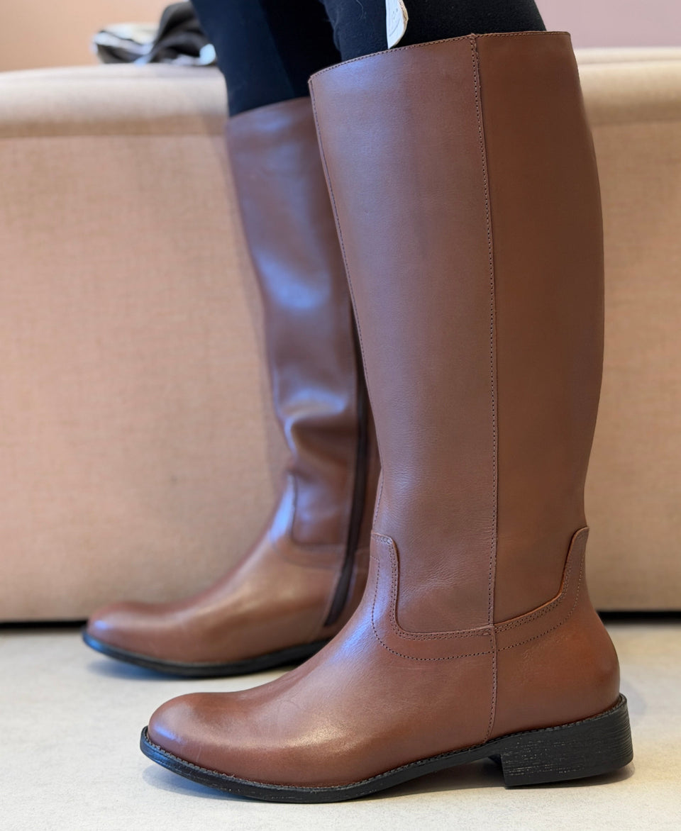 Bota Raine Marrom