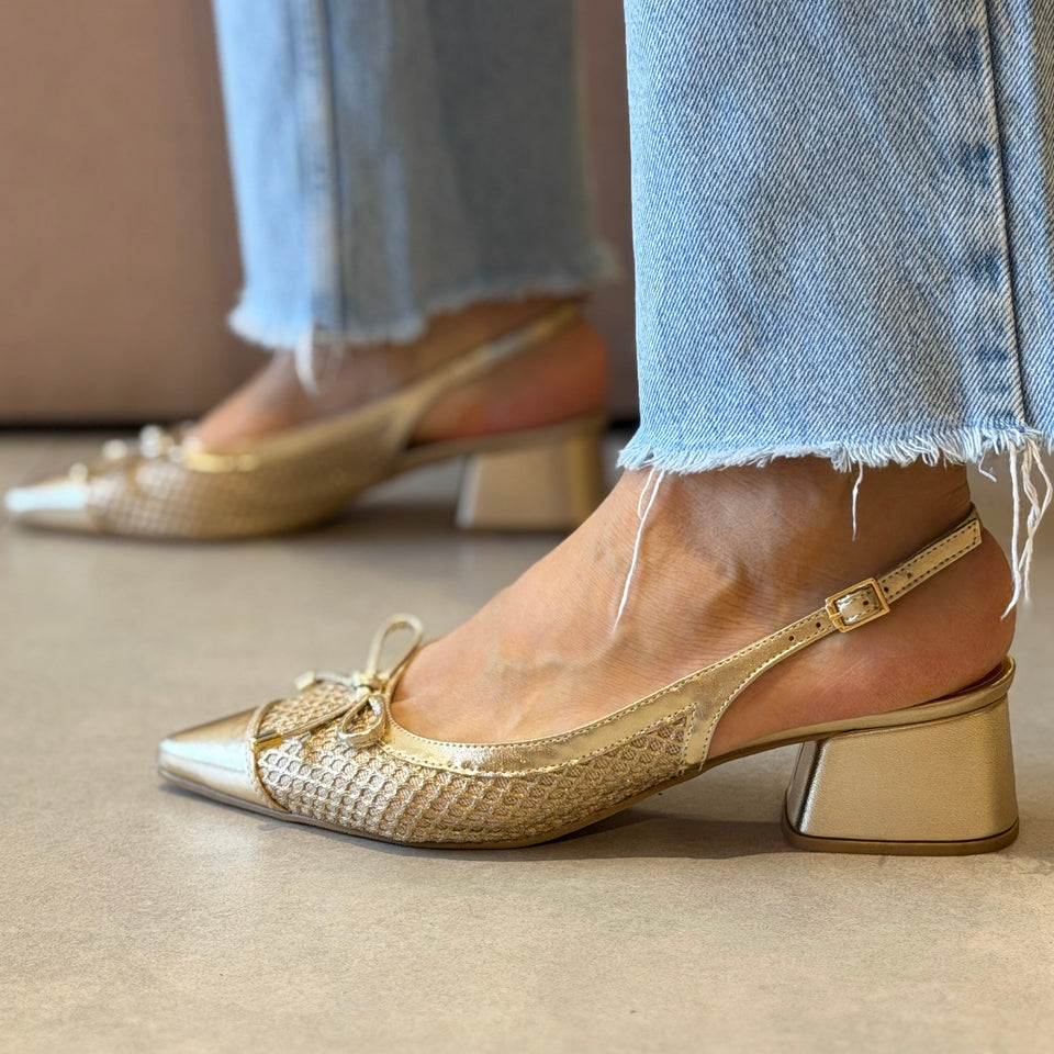Scarpin Venice Dourado