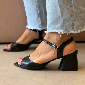 Sandália Marli Preto