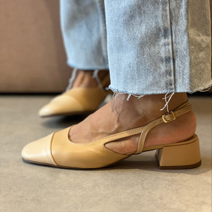 Scarpin Vonda Low Mel