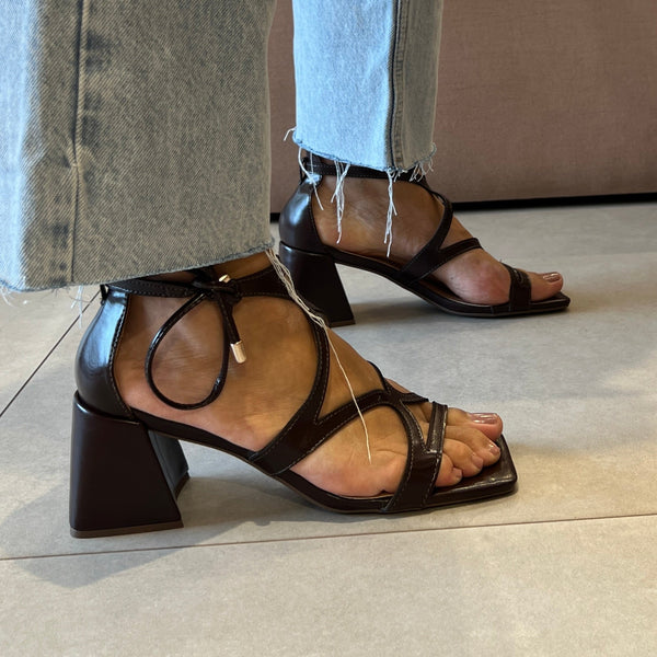 Sandália Mulan Marrom