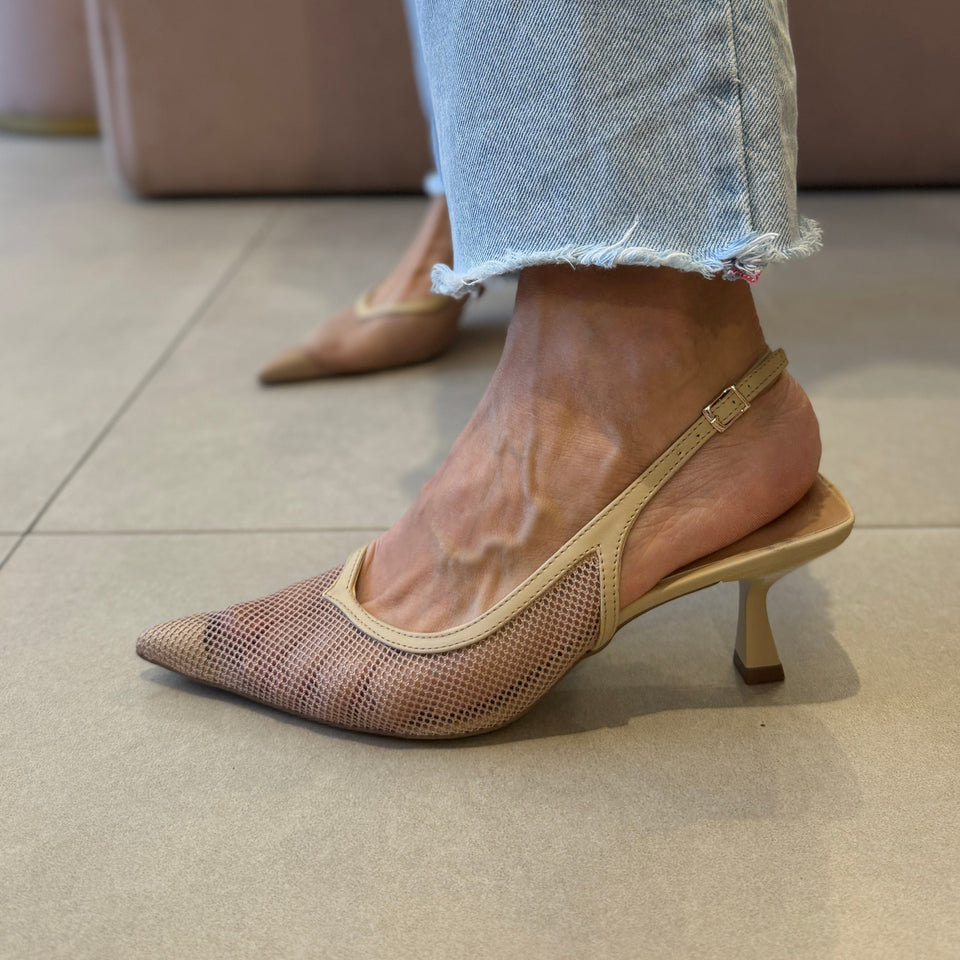Scarpin Mariela New Amendoa