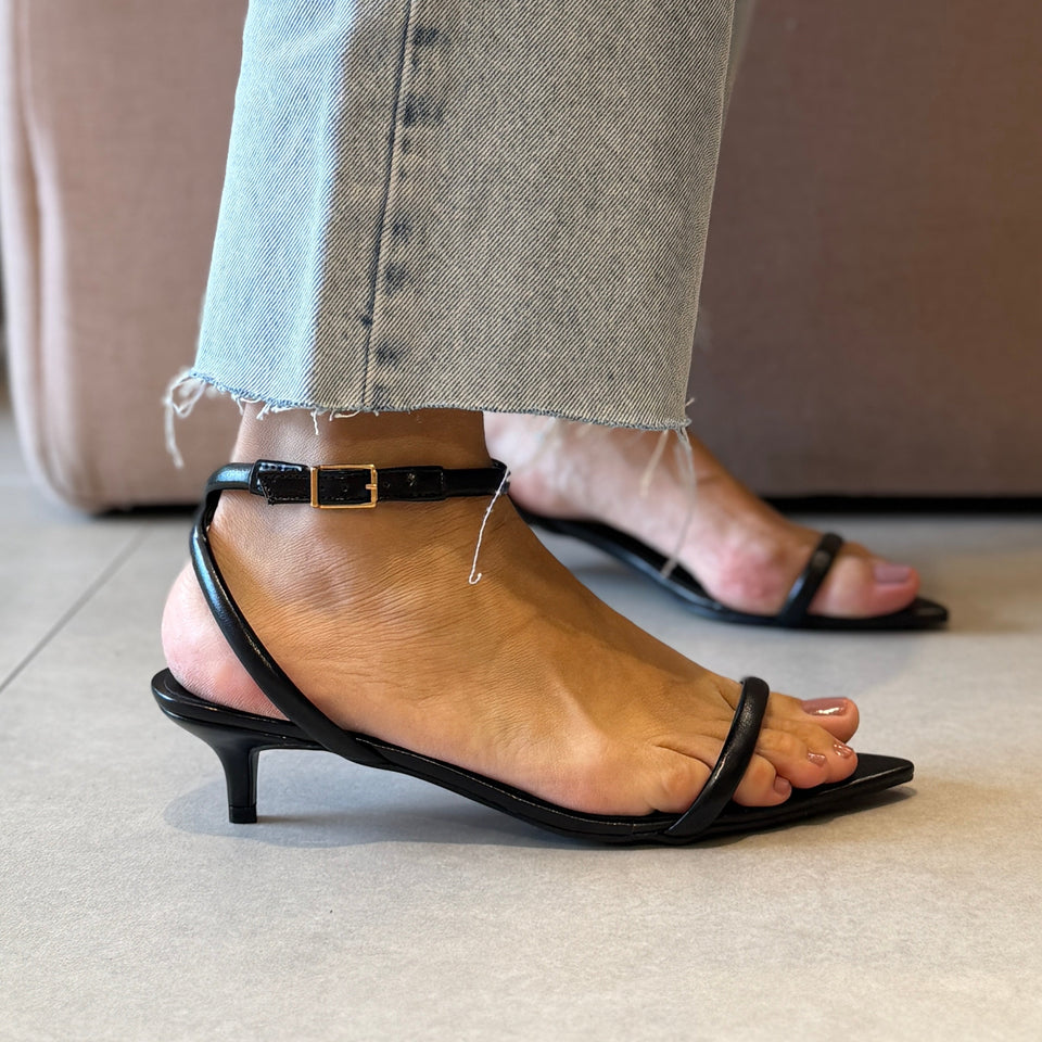 Sandália Winnie Low Preto