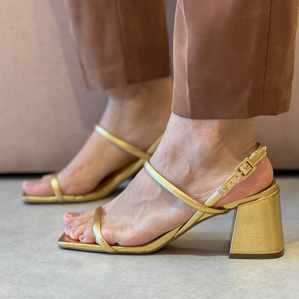 Sandália Hortencia Dourado
