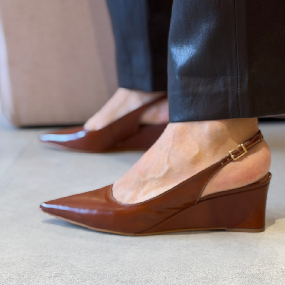Scarpin Teodora Whisky