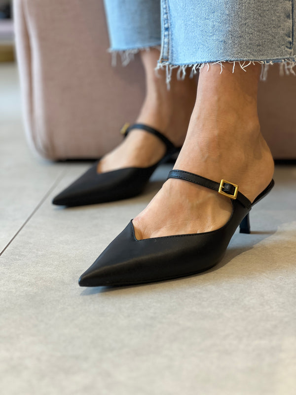 Scarpin Renata Preto