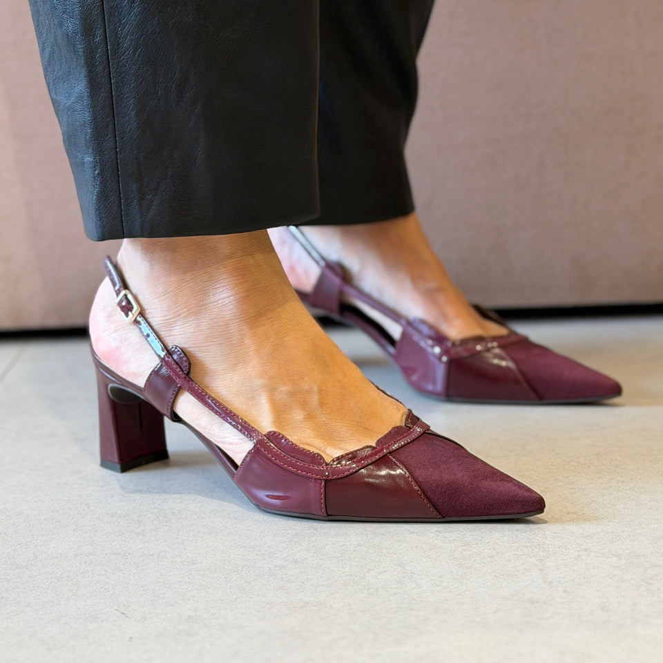 Scarpin Flor Vinho