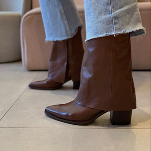 Bota Poliane Marrom