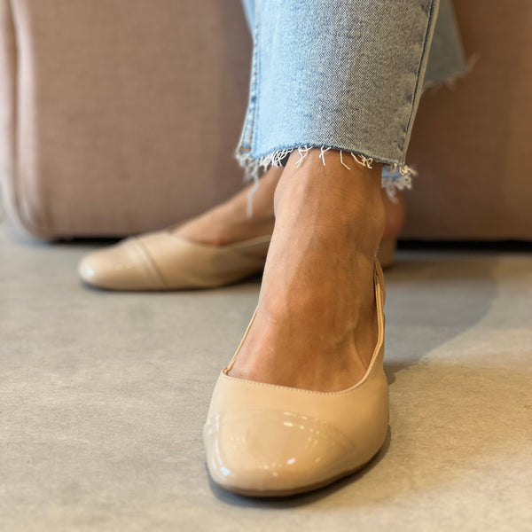 Sapatilhas Vonda Flat Amendoa