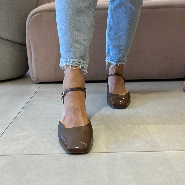 Scarpin Lorena Marrom