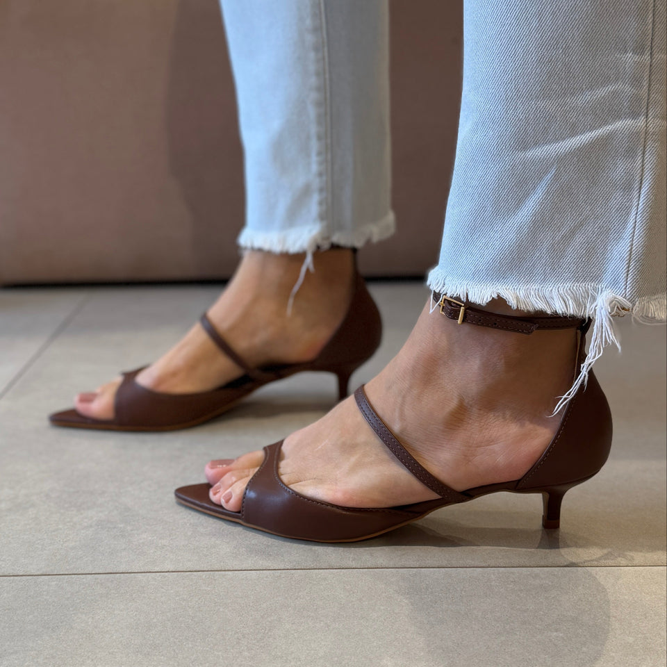 Sandália Juliana Marrom