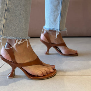 Sandália Sadie Caramelo