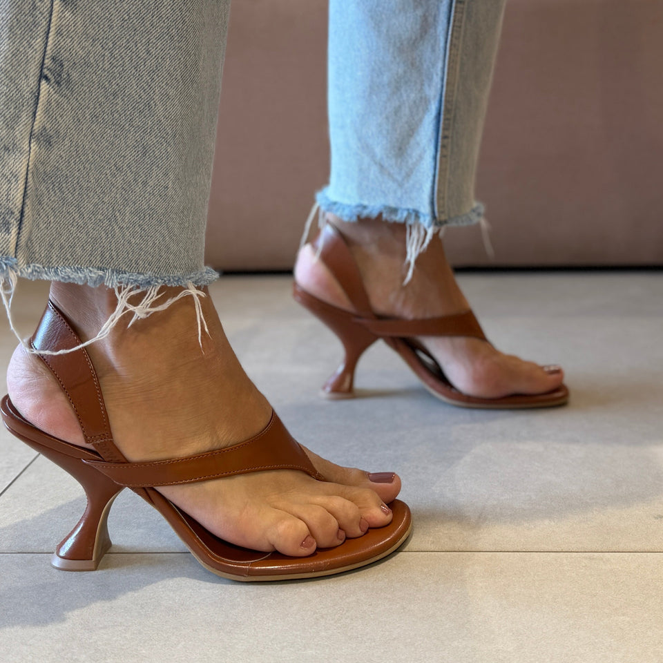 Sandália Sadie Caramelo