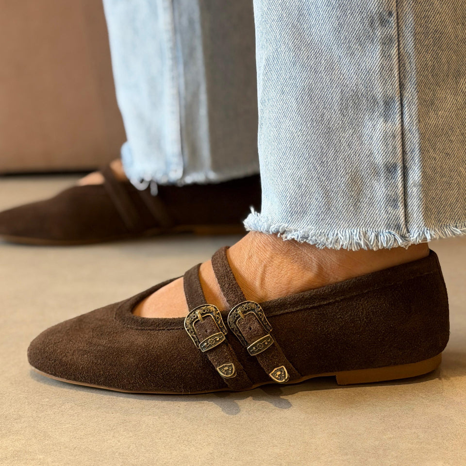 Sapatilha Keila Marrom