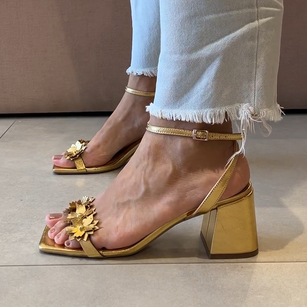 Sandália Daya Dourado